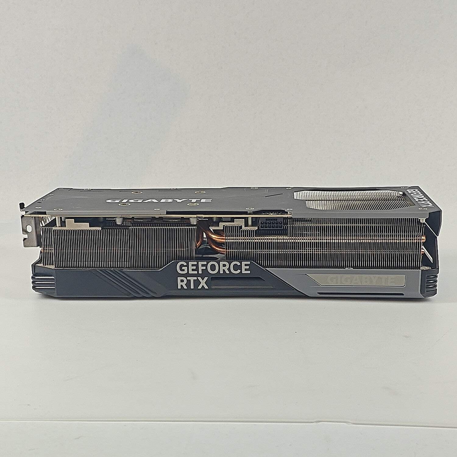 اشترِ 2 واحصل على 1 مجانًا: كر - مراجعة Rtx 4090 24Gb Graphics Card وسعره